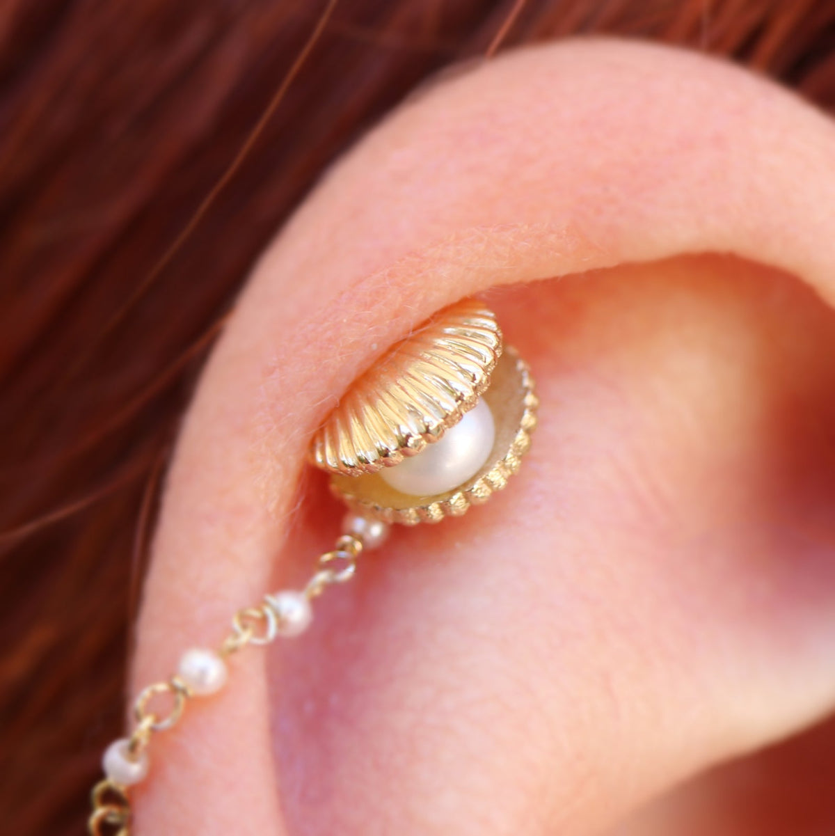 Open Shell with Genuine Pearl End
